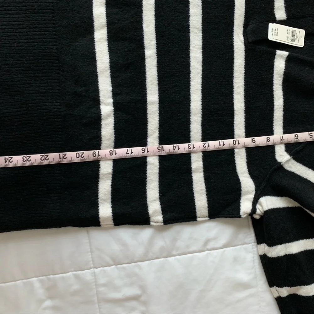 Aerie Unreal Polo Sweater Oversized Size XXS Black & White New With Tags - Picture 10 of 10